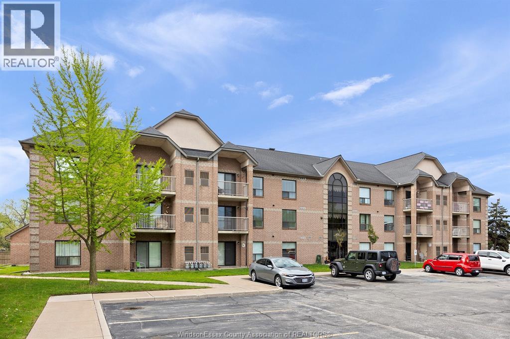 451 Grand Marais Road West Unit# 114, Windsor, Ontario  N9E 4S2 - Photo 2 - 26021280