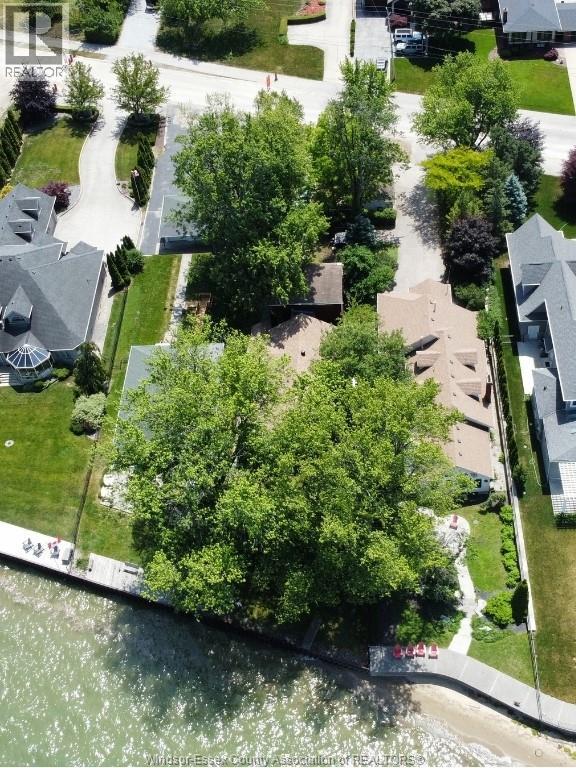 13648 Riverside Drive East, Tecumseh, Ontario  N8N 2M8 - Photo 8 - 26021310