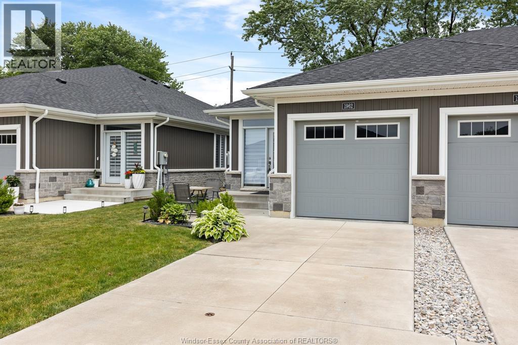 1962 Ethan Court, Windsor, Ontario  N8T 1G1 - Photo 3 - 26021307