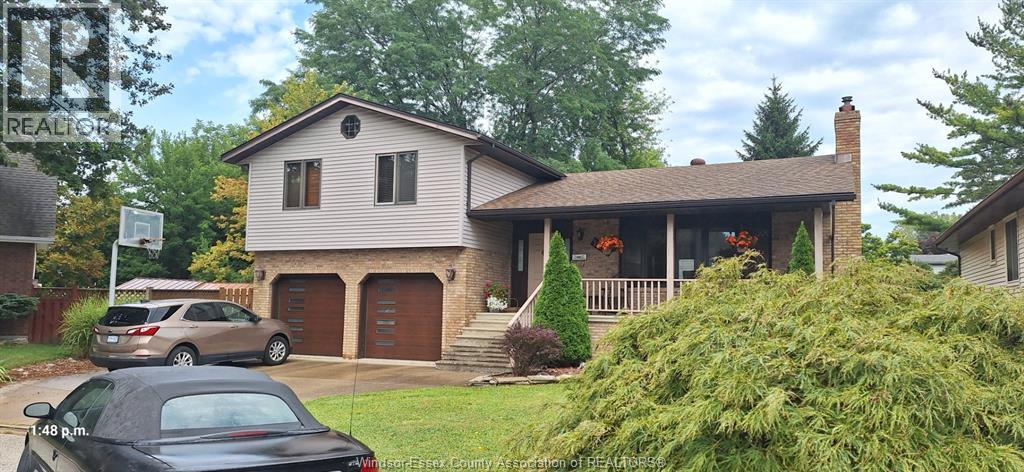 1537 ROSATI, LaSalle, Ontario