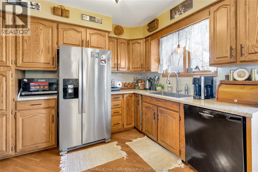1537 Rosati, Lasalle, Ontario  N9J 2Z7 - Photo 10 - 26021313