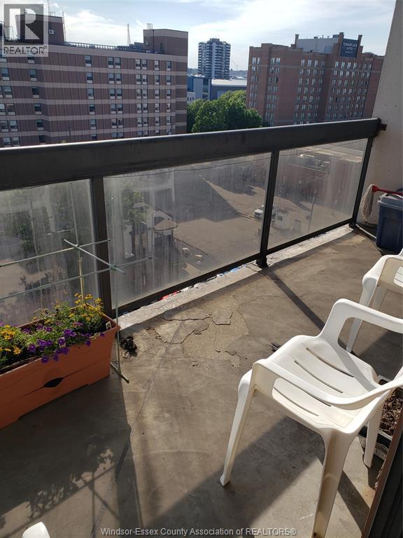 150 Park West Unit# 816, Windsor, Ontario  N9A 7A2 - Photo 12 - 26021315