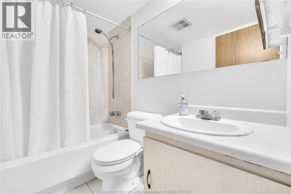 150 Park West Unit# 816, Windsor, Ontario  N9A 7A2 - Photo 19 - 26021315