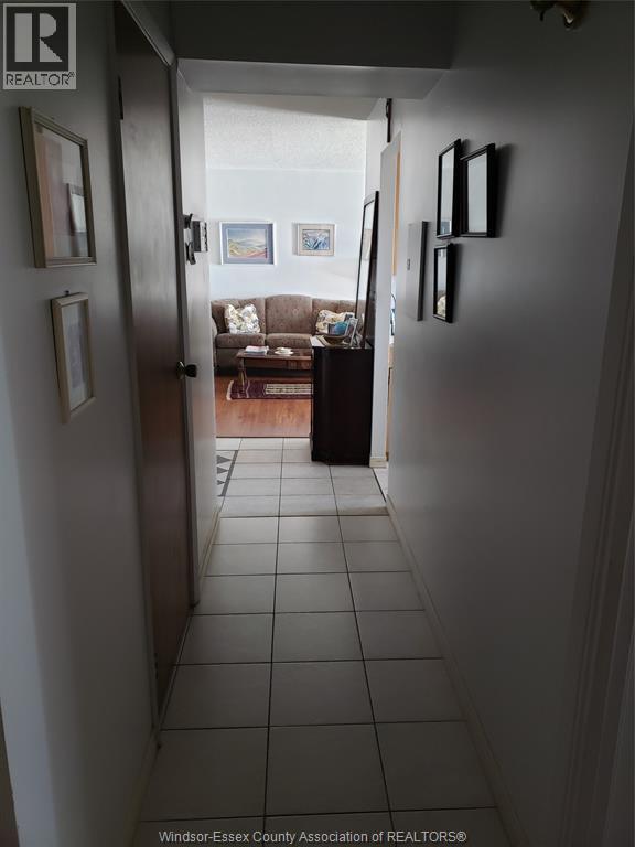 150 Park West Unit# 816, Windsor, Ontario  N9A 7A2 - Photo 6 - 26021315