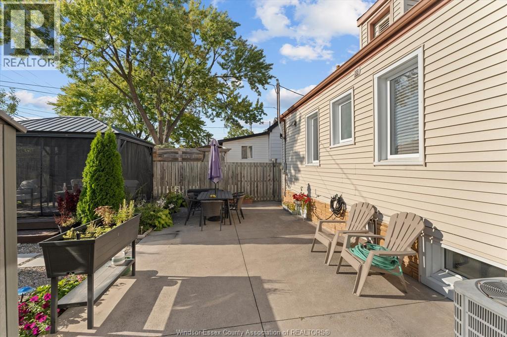 931 Lillian Avenue, Windsor, Ontario  N9A 1V4 - Photo 14 - 26021335