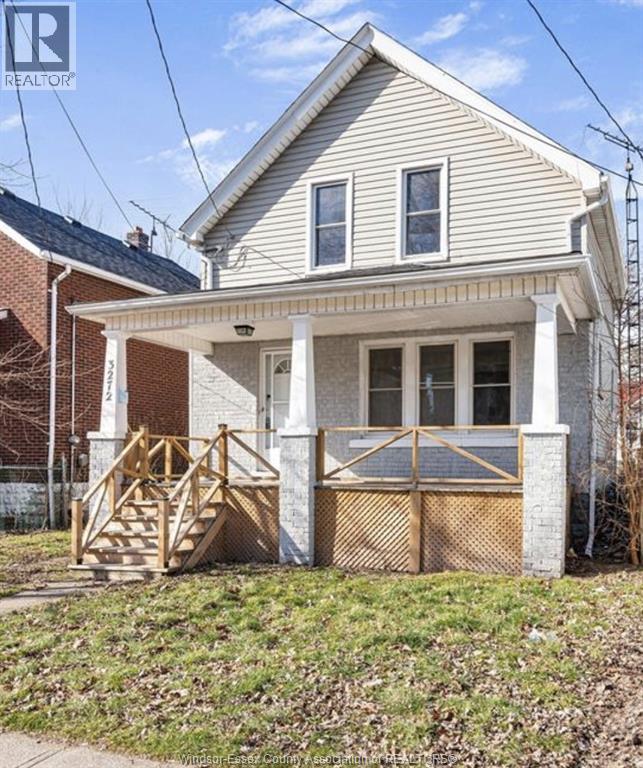 3272 Baby Street, Windsor, Ontario  N9C 1K8 - Photo 1 - 26021327