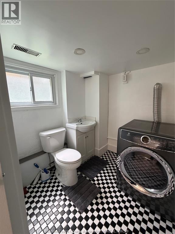 3272 Baby Street, Windsor, Ontario  N9C 1K8 - Photo 13 - 26021327