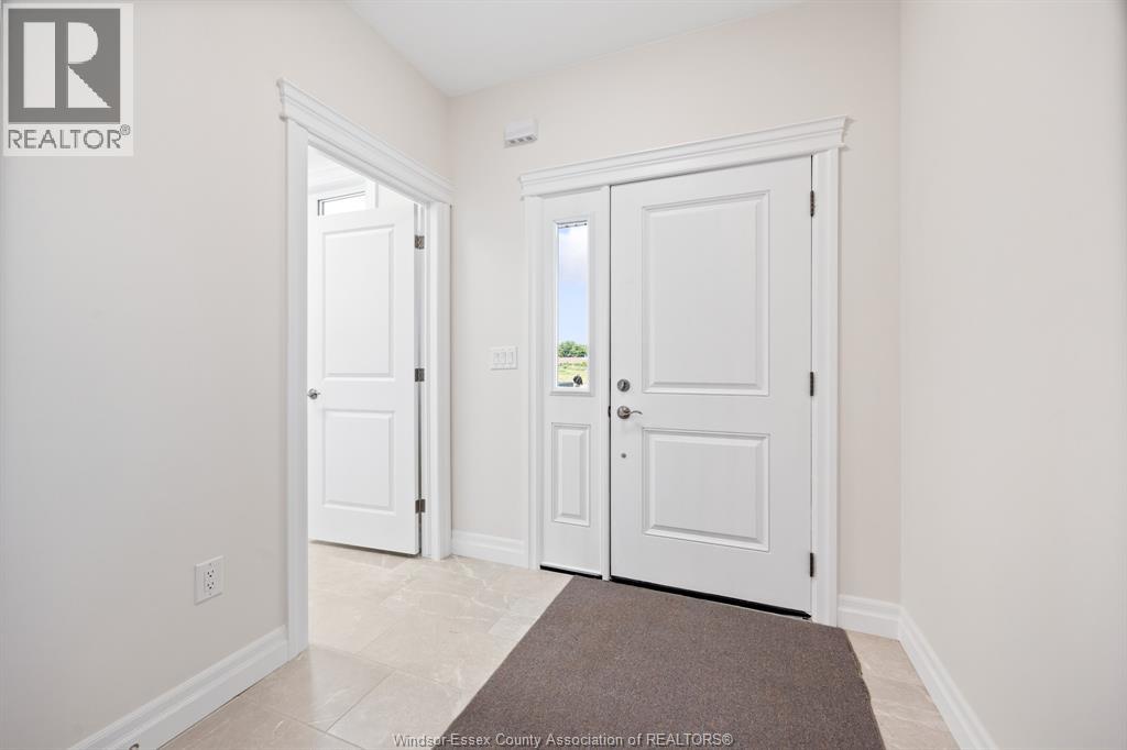 61 Pereira, Harrow, Ontario  N0R 1G0 - Photo 2 - 26021337