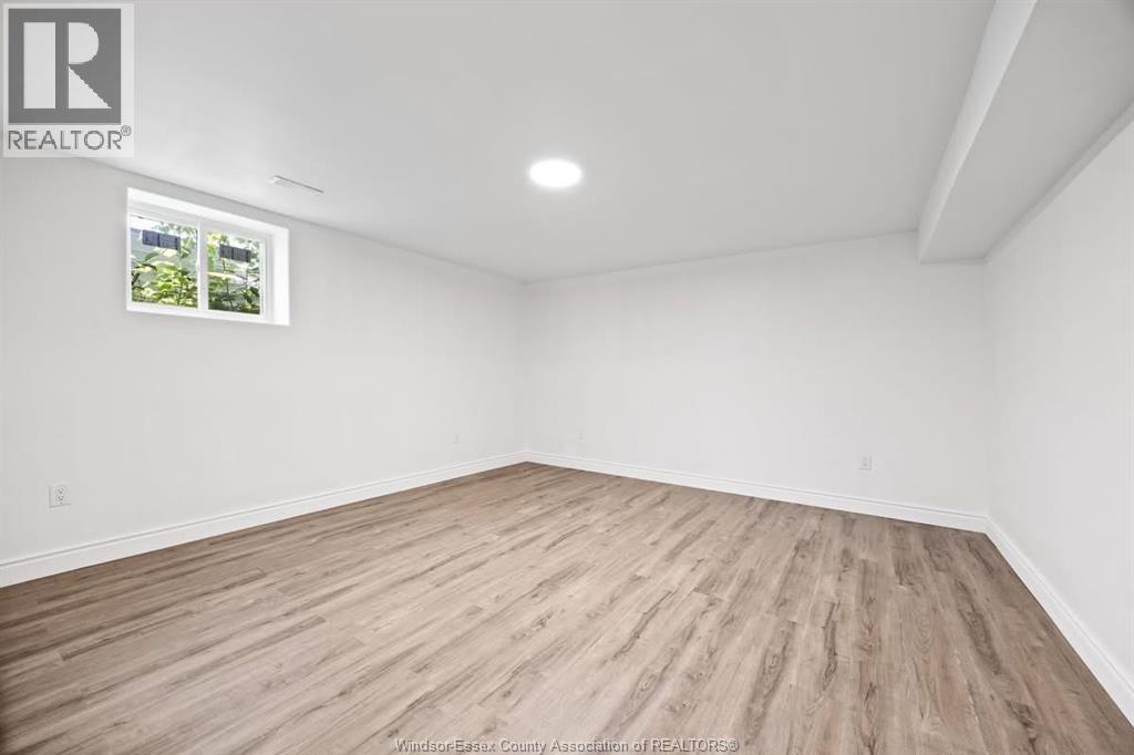 61 Pereira, Harrow, Ontario  N0R 1G0 - Photo 20 - 26021337