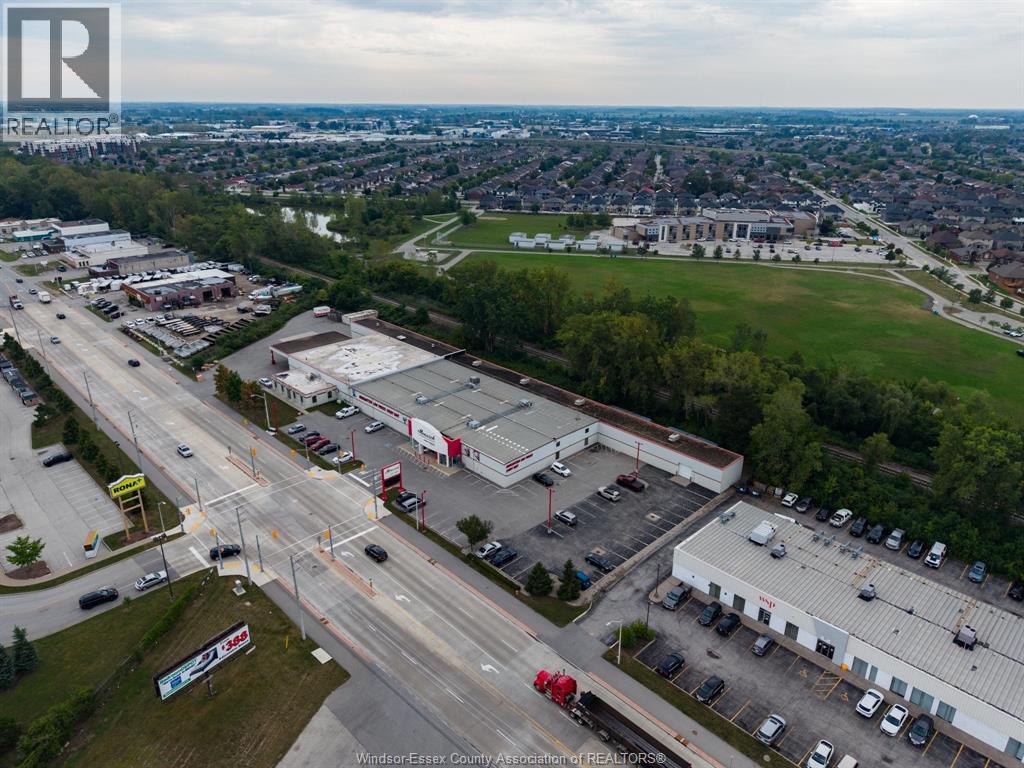 1835 PROVINCIAL ROAD, Windsor, Ontario