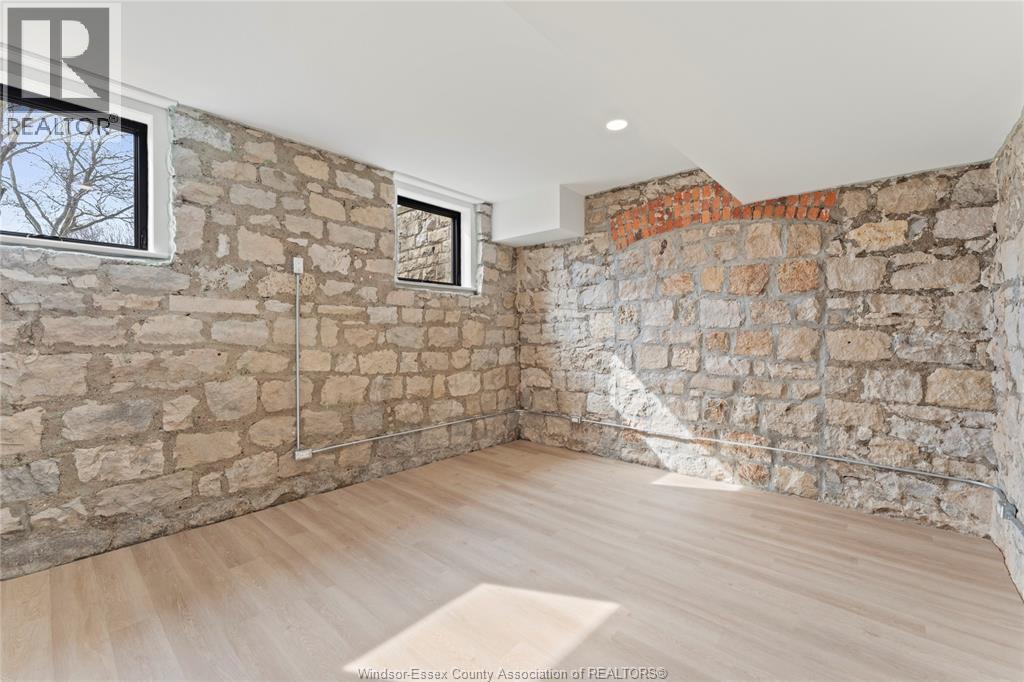247 Brock Street Unit# 101, Amherstburg, Ontario  N9V 2H4 - Photo 38 - 26021293