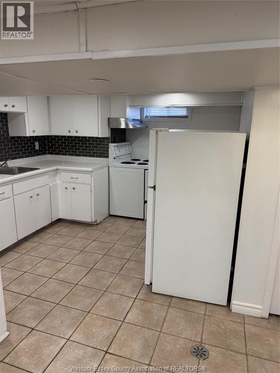 3190 Academy Drive Unit# Lower Level, Windsor, Ontario  N9E 2H4 - Photo 6 - 26021342
