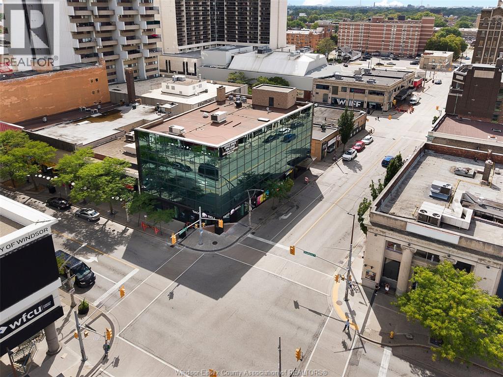 301 Ouellette, Windsor, Ontario  N9A 4J4 - Photo 1 - 26021218
