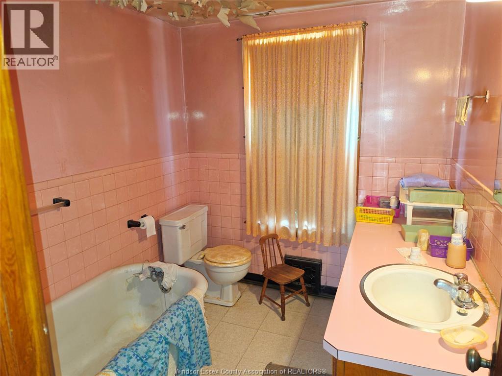 2710 Seminole, Windsor, Ontario  N8Y 1X8 - Photo 16 - 26021381