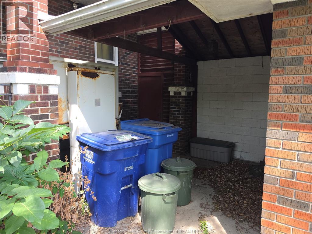 2710 Seminole, Windsor, Ontario  N8Y 1X8 - Photo 18 - 26021381