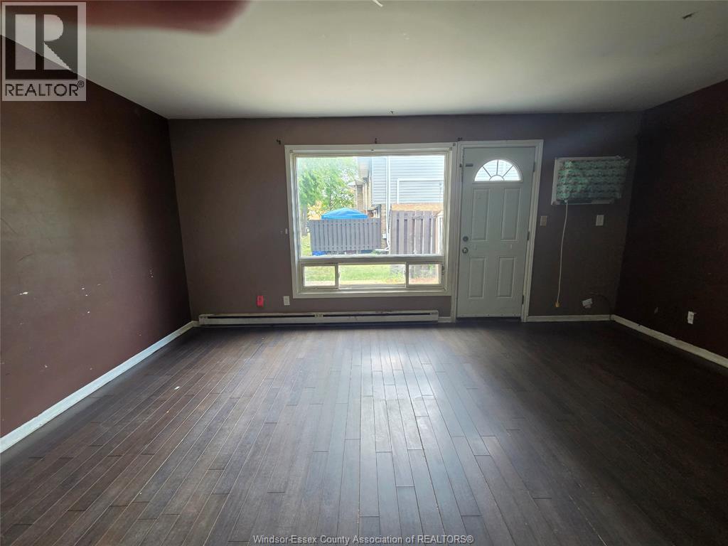 2816 Meadowbrook Lane, Windsor, Ontario  N8T 3C3 - Photo 7 - 26021394