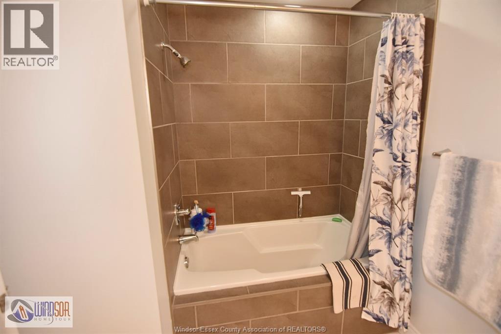 34 Boblo Island Unit# 305, Amherstburg, Ontario  N9V 0C4 - Photo 26 - 26021365