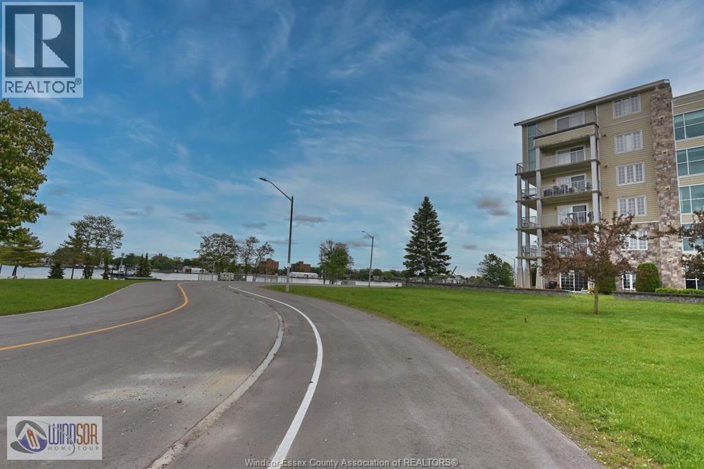 34 Boblo Island Unit# 305, Amherstburg, Ontario  N9V 0C4 - Photo 3 - 26021365