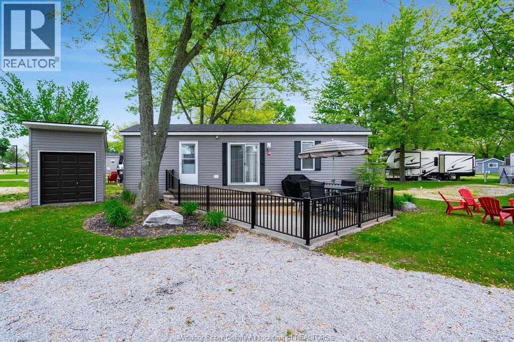 981 County Rd 2 Unit# 522, Lakeshore, Ontario