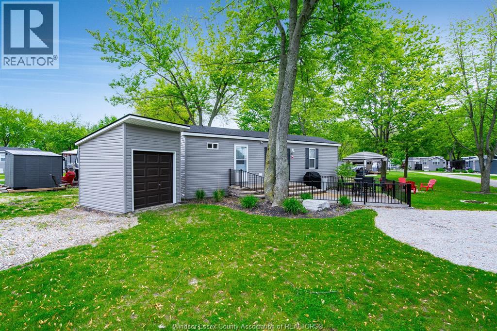981 County Rd 2 Unit# 522, Lakeshore, Ontario  N8N 4P4 - Photo 19 - 26021277