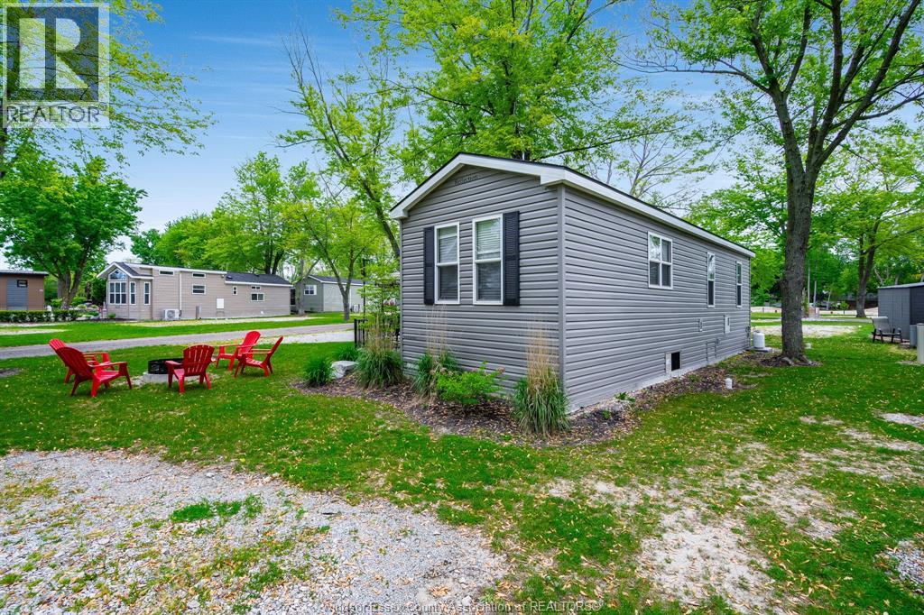 981 County Rd 2 Unit# 522, Lakeshore, Ontario  N8N 4P4 - Photo 22 - 26021277