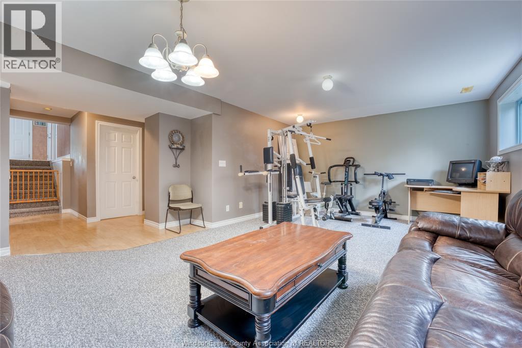 1610 Chornoby Crescent, Tecumseh, Ontario  N8N 4W3 - Photo 27 - 26021236