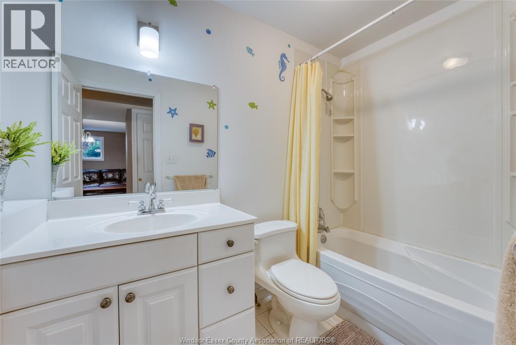 1610 Chornoby Crescent, Tecumseh, Ontario  N8N 4W3 - Photo 33 - 26021236