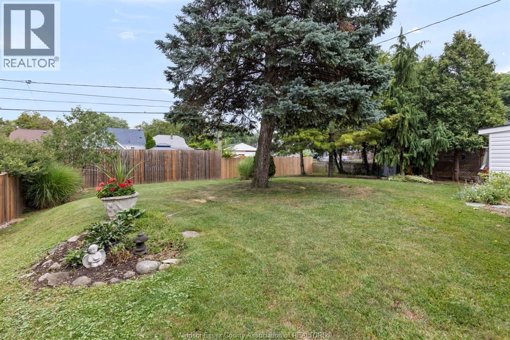 890 Glidden, Windsor, Ontario  N8S 2N5 - Photo 24 - 26021430
