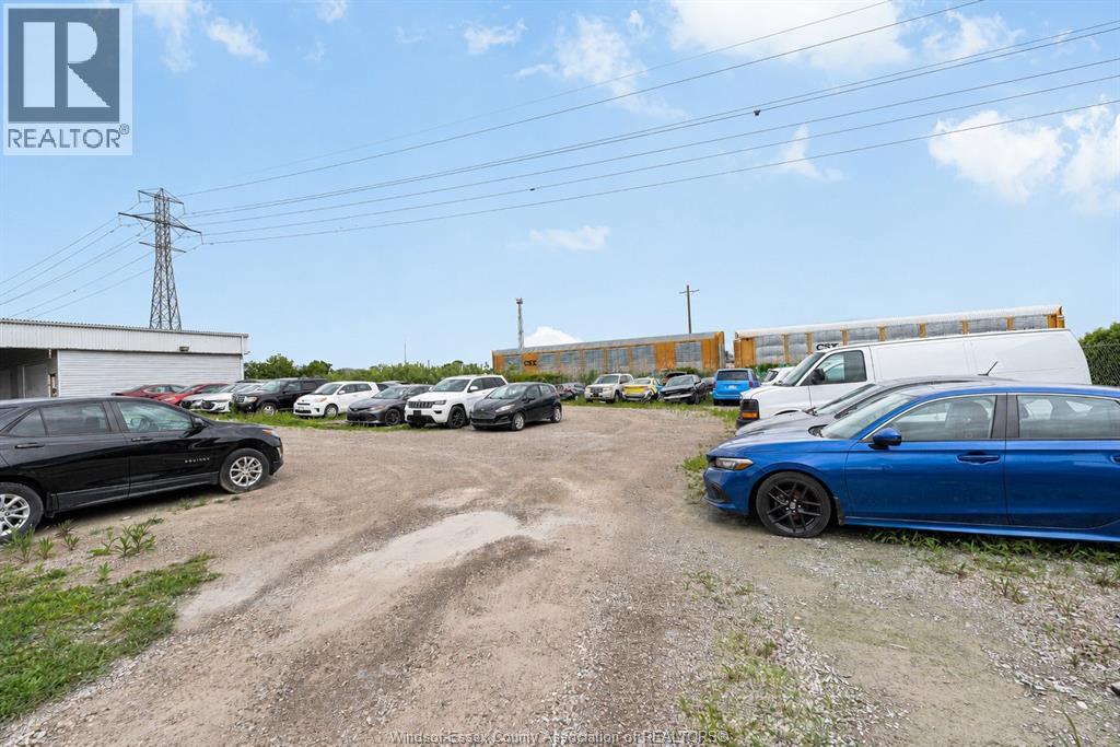 986 Tecumseh Road West, Windsor, Ontario  N8X 2A8 - Photo 10 - 26021425