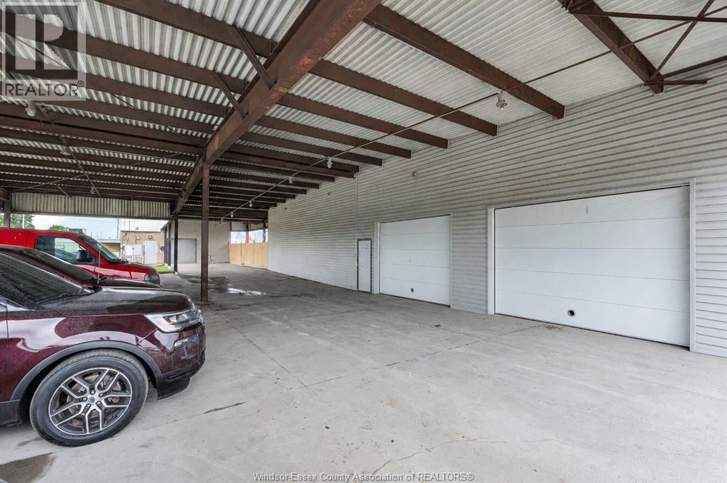 986 Tecumseh Road West, Windsor, Ontario  N8X 2A8 - Photo 8 - 26021425