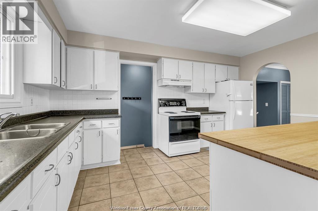 490 Kenwood, Lasalle, Ontario  N9G 2M1 - Photo 10 - 26021443
