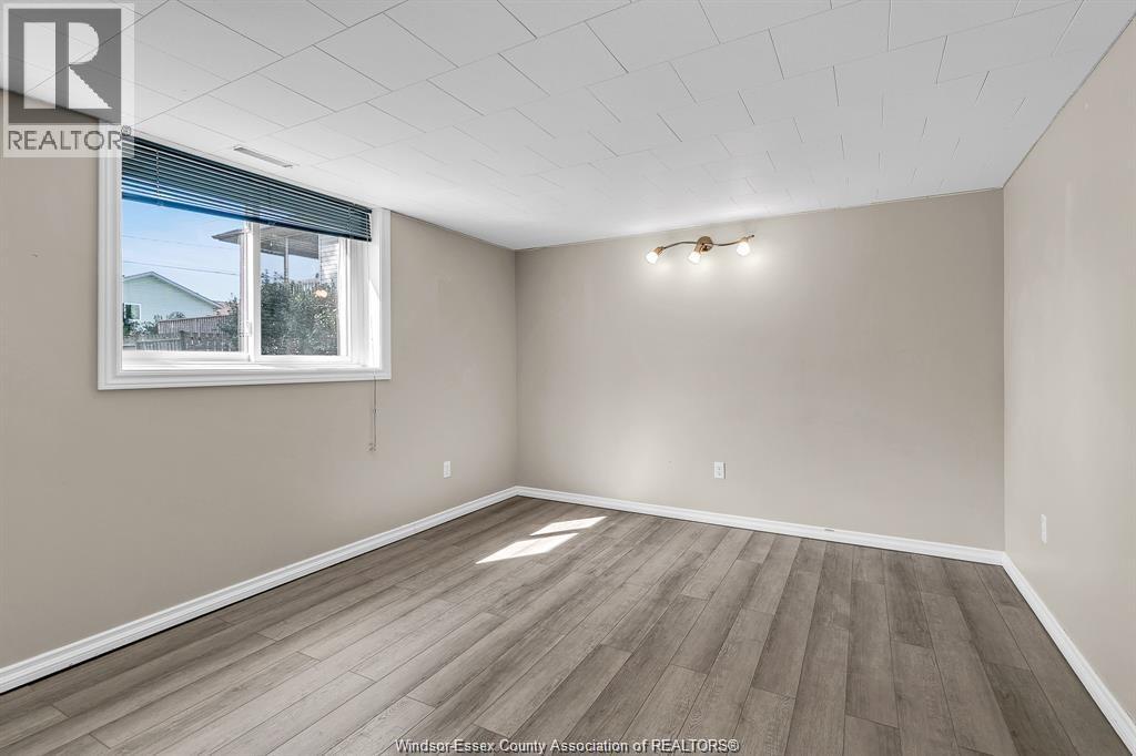490 Kenwood, Lasalle, Ontario  N9G 2M1 - Photo 24 - 26021443