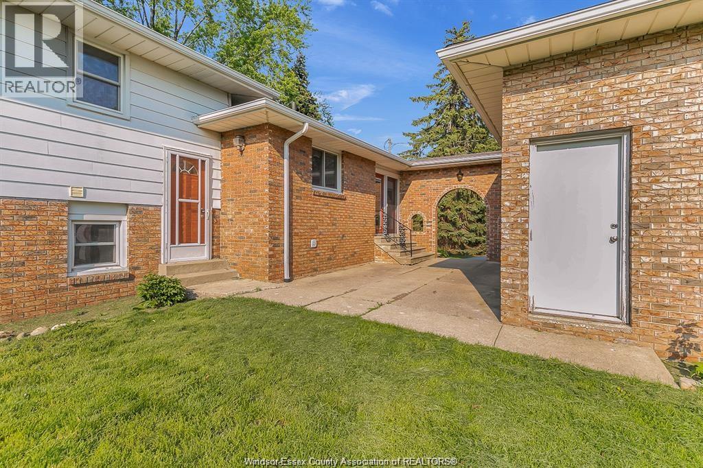 490 Kenwood, Lasalle, Ontario  N9G 2M1 - Photo 37 - 26021443