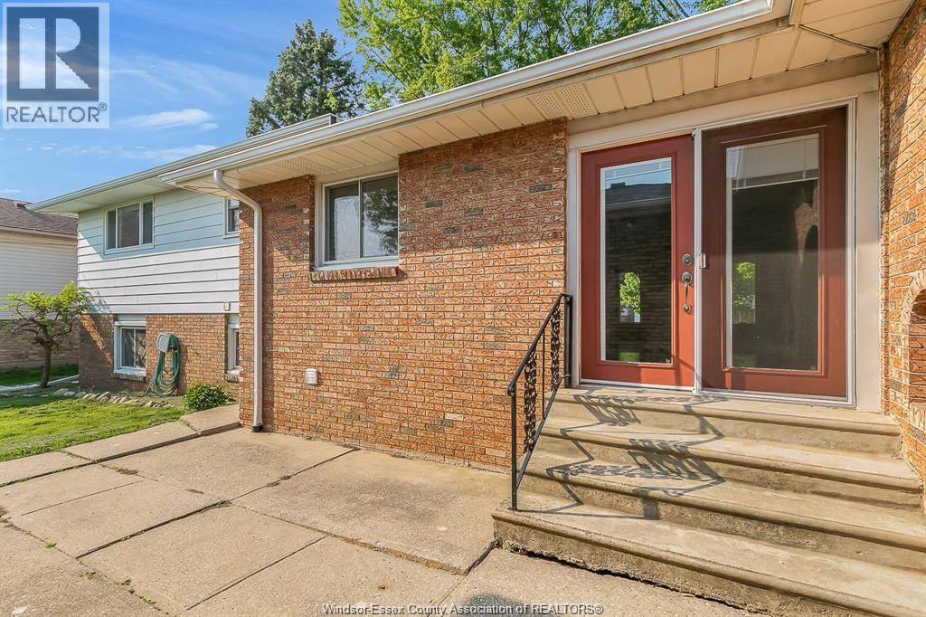 490 Kenwood, Lasalle, Ontario  N9G 2M1 - Photo 38 - 26021443