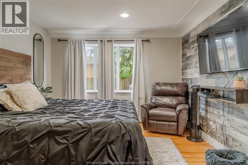 805 Roselawn Drive, Windsor, Ontario  N9E 1K7 - Photo 12 - 26021423