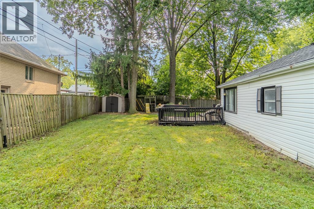 805 Roselawn Drive, Windsor, Ontario  N9E 1K7 - Photo 26 - 26021423