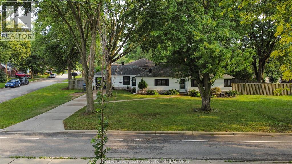 805 Roselawn Drive, Windsor, Ontario  N9E 1K7 - Photo 33 - 26021423