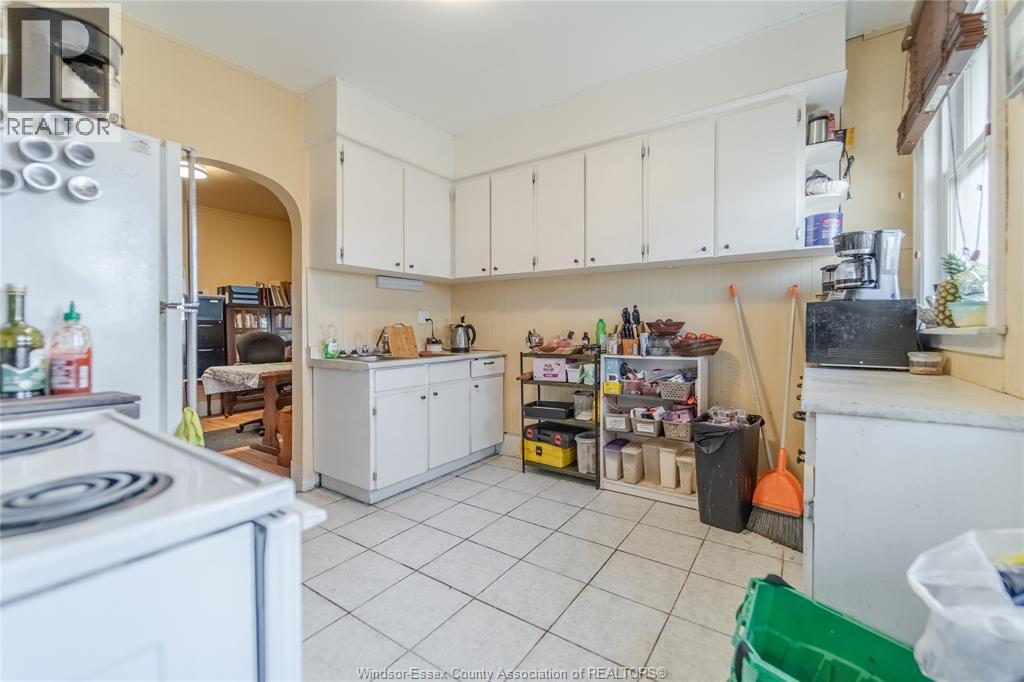 1135 Janette Avenue, Windsor, Ontario  N9A 5A6 - Photo 9 - 26021384