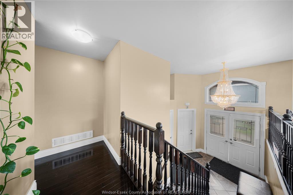 1920 Manitoba Street, Windsor, Ontario  N9B 3H8 - Photo 8 - 26021373