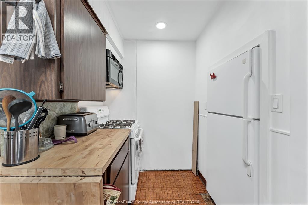 567 Edinborough, Windsor, Ontario  N8X 3C5 - Photo 15 - 26021421