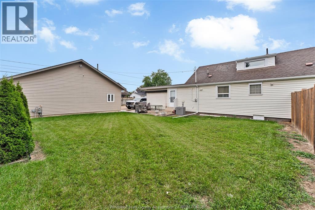 567 Edinborough, Windsor, Ontario  N8X 3C5 - Photo 34 - 26021421