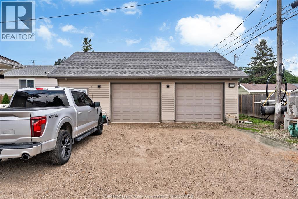 567 Edinborough, Windsor, Ontario  N8X 3C5 - Photo 7 - 26021421
