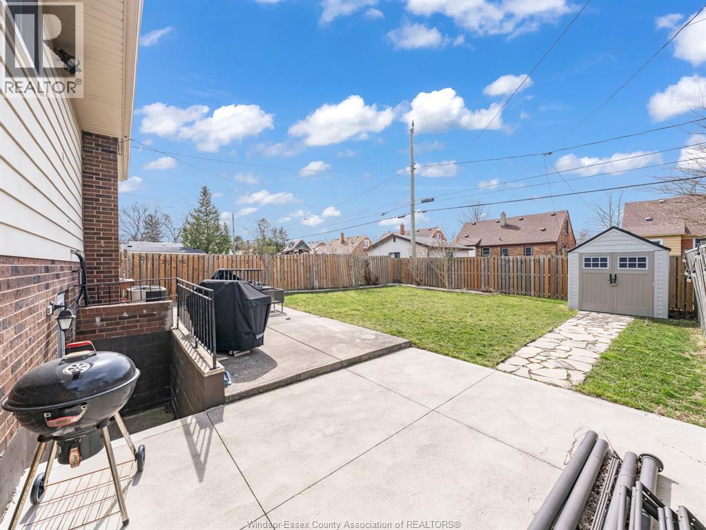 1031 Eastlawn, Windsor, Ontario  N8S 3H8 - Photo 5 - 26021417