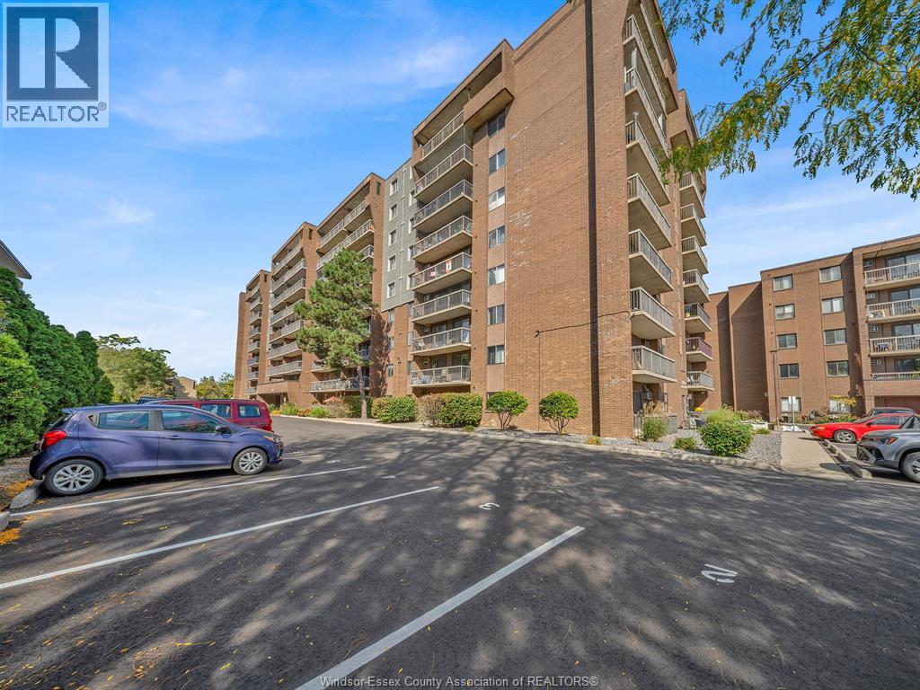 3936 Wyandotte Street East Unit# 206, Windsor, Ontario  N8Y 4V1 - Photo 3 - 26021466