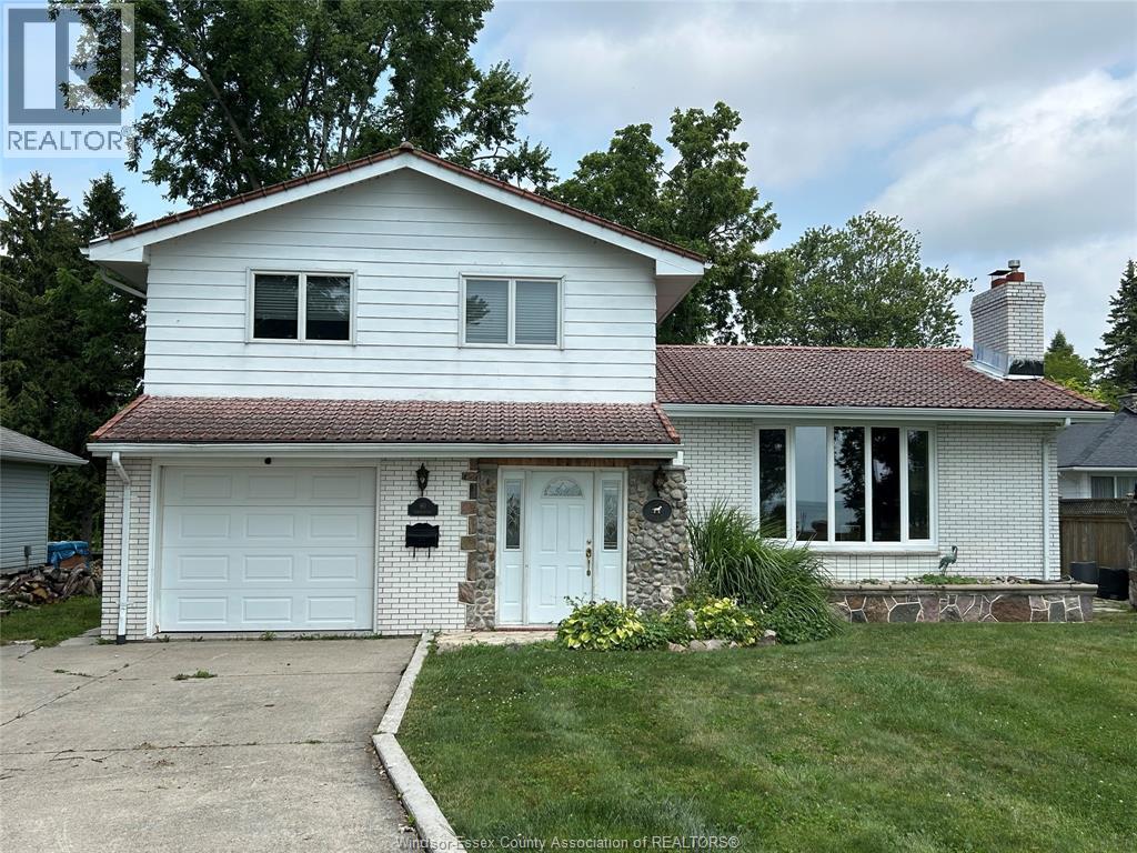 90 HARBOURVIEW, Kingsville, Ontario