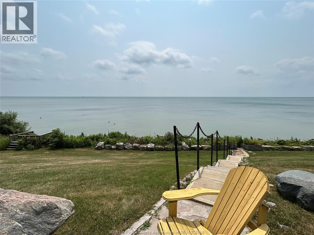 90 Harbourview, Kingsville, Ontario  N9Y 2J2 - Photo 2 - 26021481
