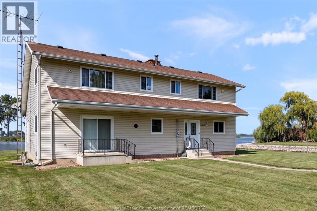 21240 Dockside, Tilbury North, Ontario  N0P 1L0 - Photo 2 - 26021477