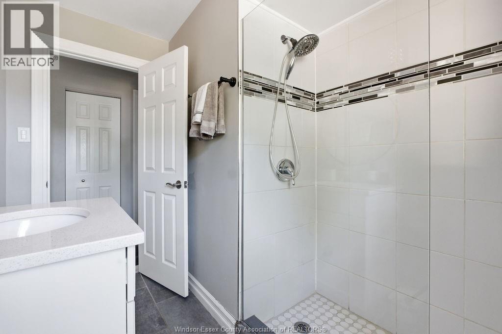 251 St. Marks Road, Tecumseh, Ontario  N8N 2H6 - Photo 20 - 26021485