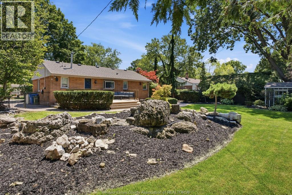 251 St. Marks Road, Tecumseh, Ontario  N8N 2H6 - Photo 38 - 26021485