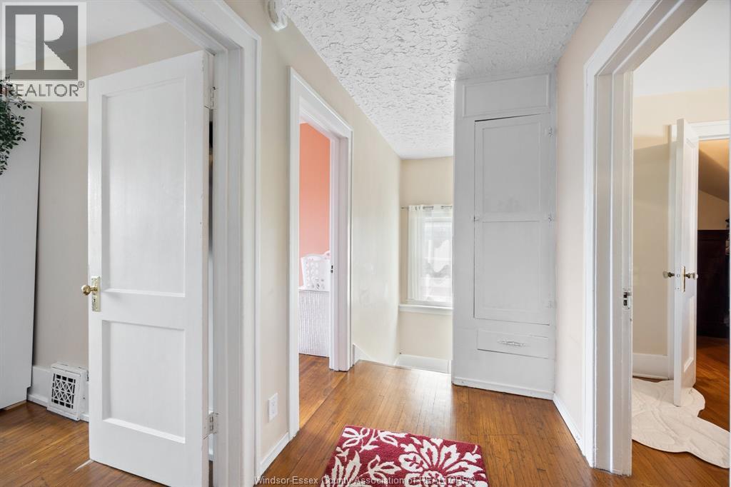 1118 Louis Avenue, Windsor, Ontario  N9A 1Y2 - Photo 22 - 26021429
